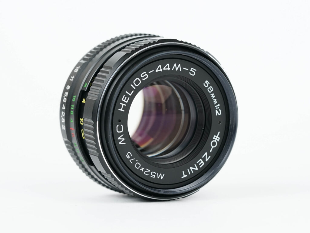 Helios 44M-5 Lens