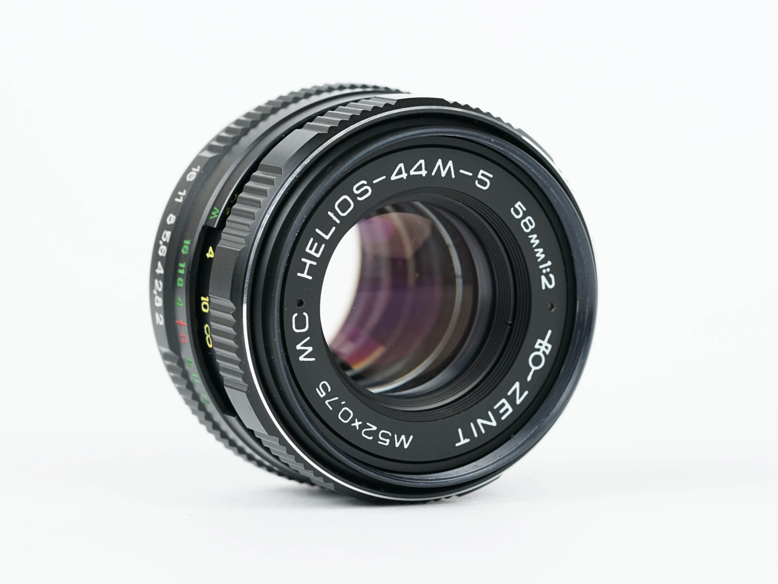 Helios 44M-5 Lens